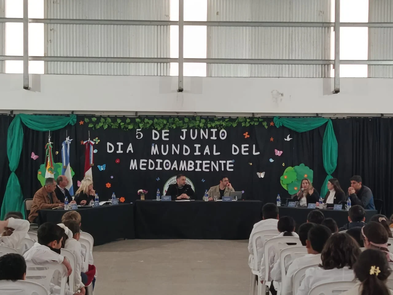 GUARDIANES DEL MEDIO AMBIENTE (6)